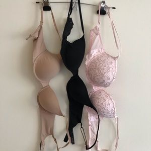 Victoria’s Secret/Pink bras